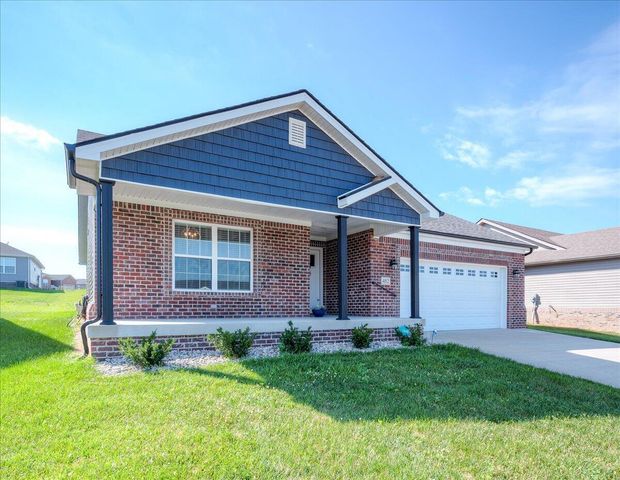 452 Middle Creek Way, Berea, KY 40403