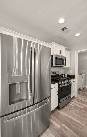 452 Middle Creek Way, Berea, KY 40403