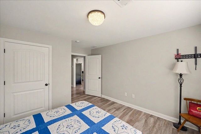 452 Middle Creek Way, Berea, KY 40403