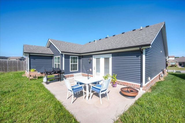 452 Middle Creek Way, Berea, KY 40403