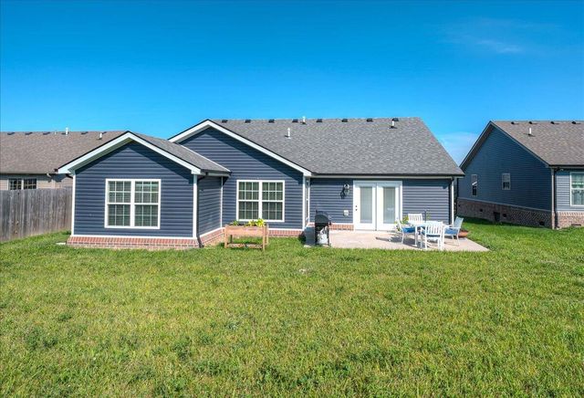 452 Middle Creek Way, Berea, KY 40403