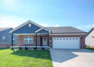 452 Middle Creek Way, Berea, KY 40403