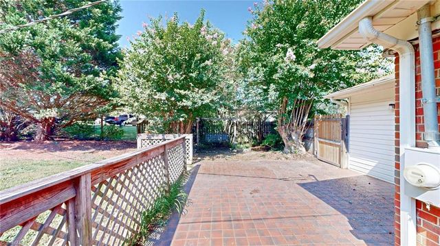 1804 Ramsey Road, Kernersville, NC 27284