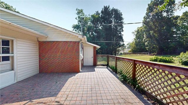 1804 Ramsey Road, Kernersville, NC 27284