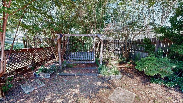 1804 Ramsey Road, Kernersville, NC 27284