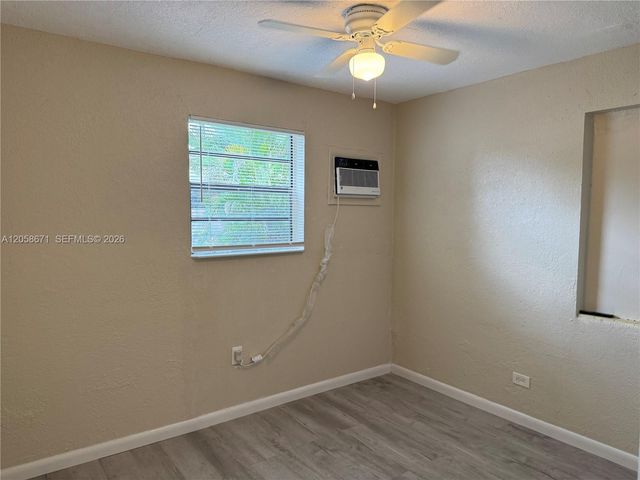 2352 NW 13th Ct, Fort Lauderdale, FL 33311