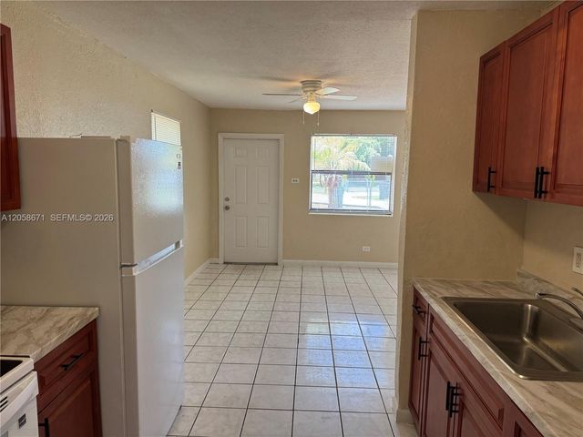 2352 NW 13th Ct, Fort Lauderdale, FL 33311
