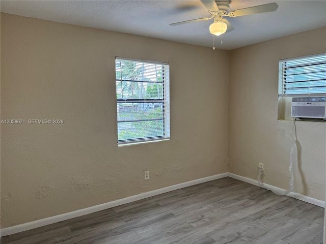 2352 NW 13th Ct, Fort Lauderdale, FL 33311