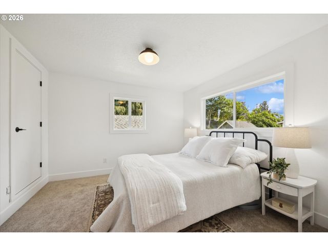 10114 N CALHOUN Ave, Portland, OR 97203