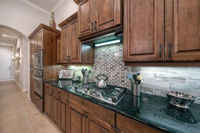 24 GRAND PALMS BOULEVARD, Englewood, FL 34223