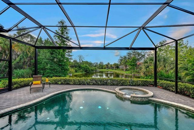 24 GRAND PALMS BOULEVARD, Englewood, FL 34223