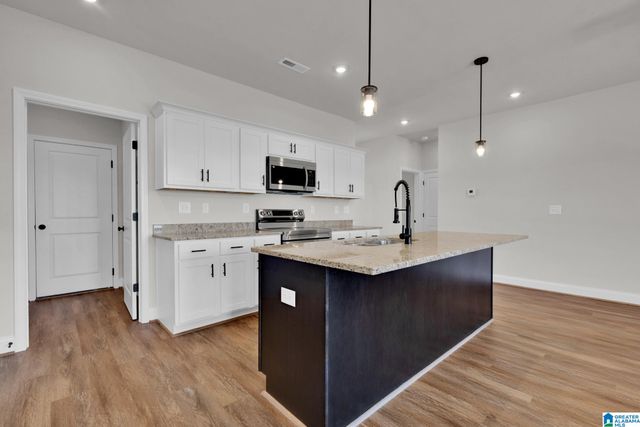 61 PAYTON DRIVE, Hayden, AL 35079