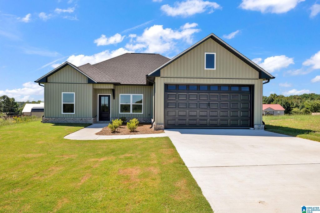 61 PAYTON DRIVE, Hayden, AL 35079