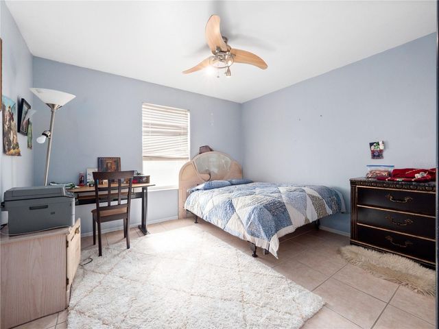 2072 STONE CROSS CIRCLE, Orlando, FL 32828