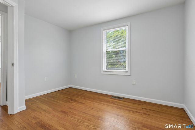 34 Lincoln Street, North Haven, CT 06473
