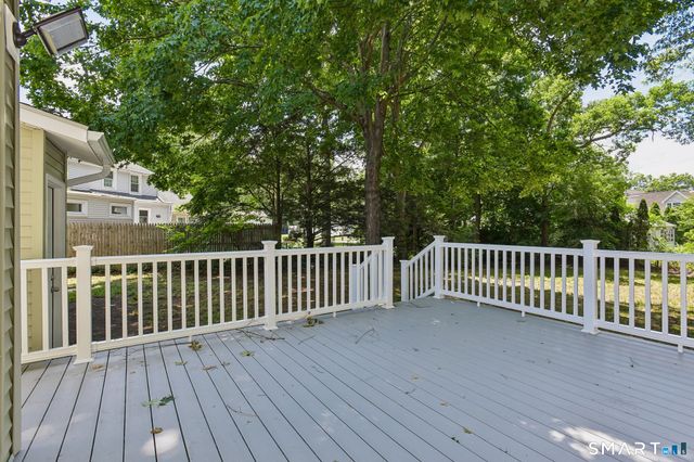 34 Lincoln Street, North Haven, CT 06473