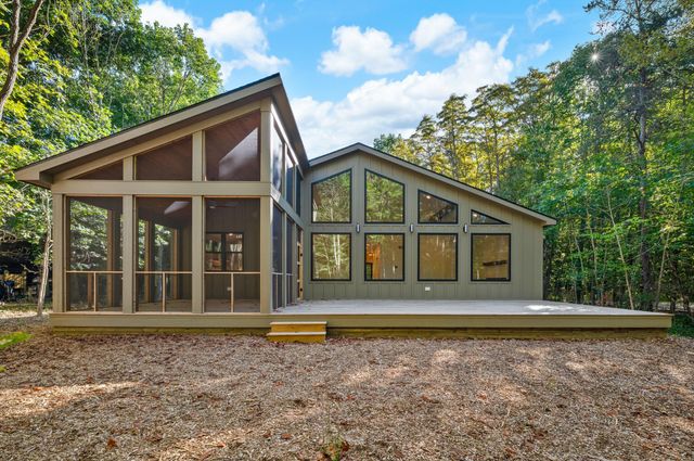 14290 Wildwood Lane, Chikaming Twp, MI 49115