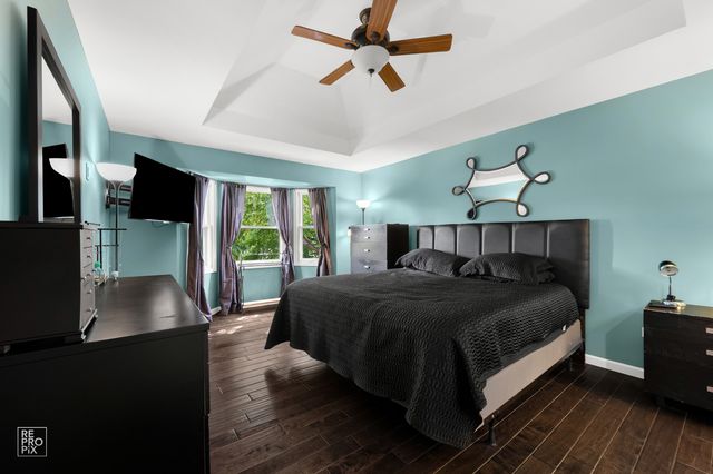 3207 Barnes Lane, Naperville, IL 60564