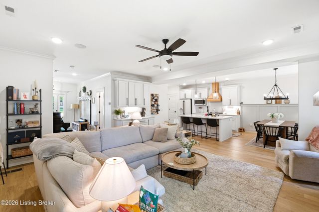 226 Tucker Station Rd, Louisville, KY 40243