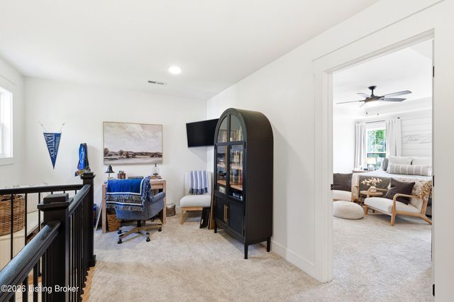 226 Tucker Station Rd, Louisville, KY 40243