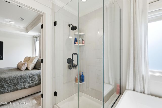 226 Tucker Station Rd, Louisville, KY 40243