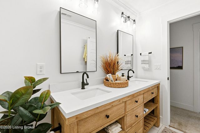 226 Tucker Station Rd, Louisville, KY 40243