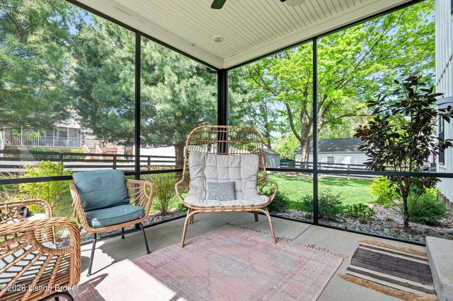 226 Tucker Station Rd, Louisville, KY 40243