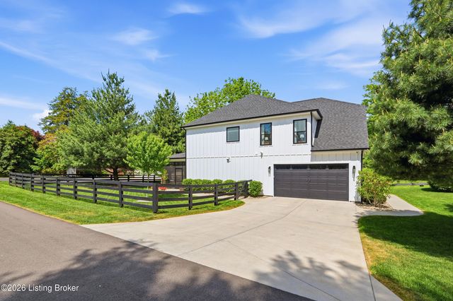 226 Tucker Station Rd, Louisville, KY 40243