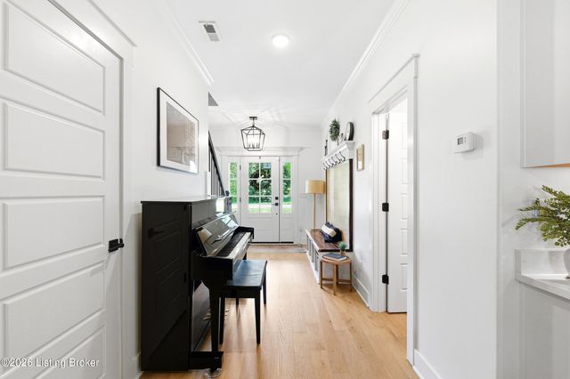 226 Tucker Station Rd, Louisville, KY 40243