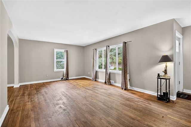 125 Spencer Lane, Shaler, PA 15116