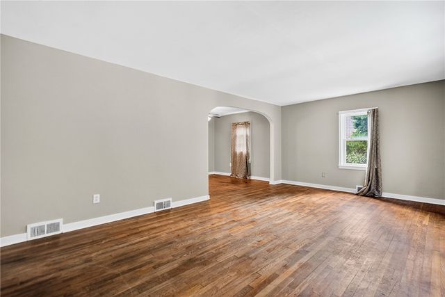 125 Spencer Lane, Shaler, PA 15116