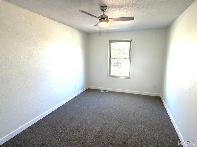 41 Village Drive, Belleville, IL 62226