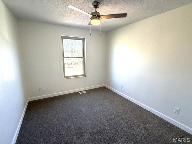 41 Village Drive, Belleville, IL 62226