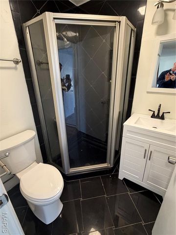 41 Village Drive, Belleville, IL 62226