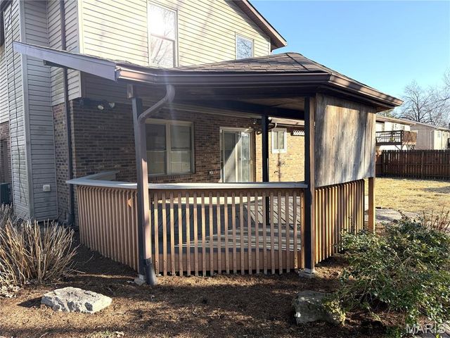 41 Village Drive, Belleville, IL 62226