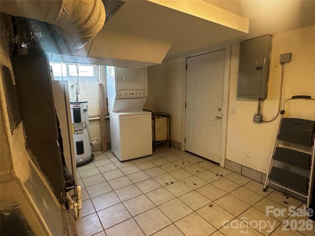 7 Poplar Drive, Spruce Pine, NC 28777