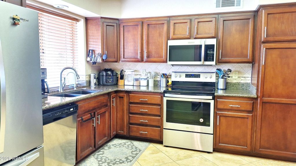 7726 E NEVILLE Avenue, Mesa, AZ 85209 — photo 4