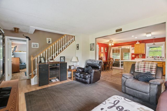96 Dairy Lane, Windsor, VT 05089