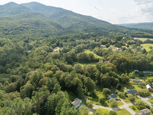 96 Dairy Lane, Windsor, VT 05089