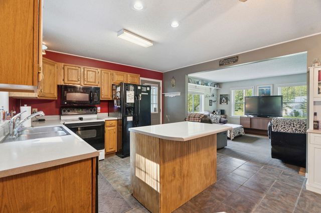 96 Dairy Lane, Windsor, VT 05089