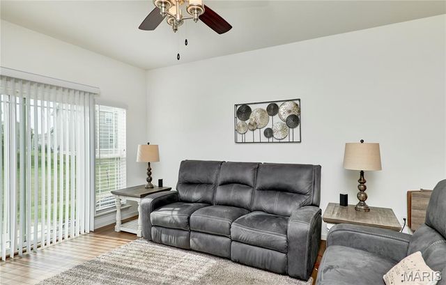 305 Copperfield Court, St Charles, MO 63301