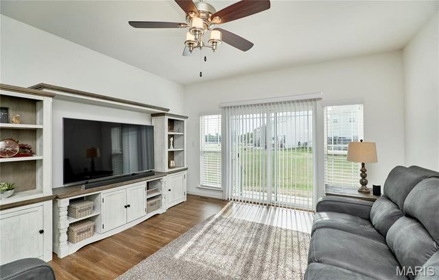 305 Copperfield Court, St Charles, MO 63301