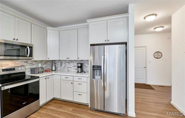 305 Copperfield Court, St Charles, MO 63301