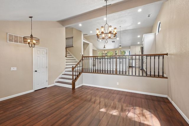 129 Chesterfield Way, Folsom, CA 95630