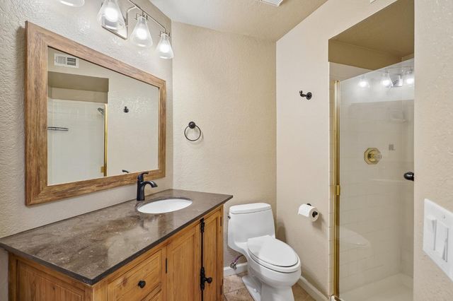 129 Chesterfield Way, Folsom, CA 95630
