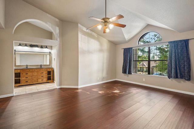 129 Chesterfield Way, Folsom, CA 95630