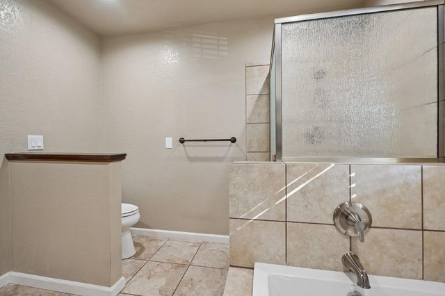 129 Chesterfield Way, Folsom, CA 95630