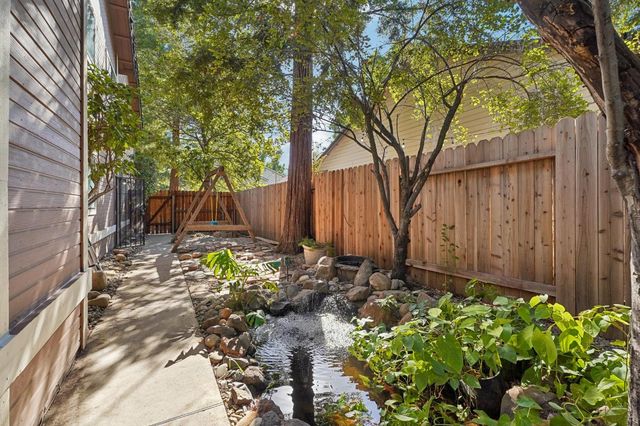 129 Chesterfield Way, Folsom, CA 95630