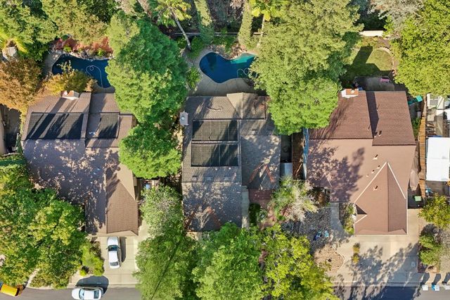 129 Chesterfield Way, Folsom, CA 95630