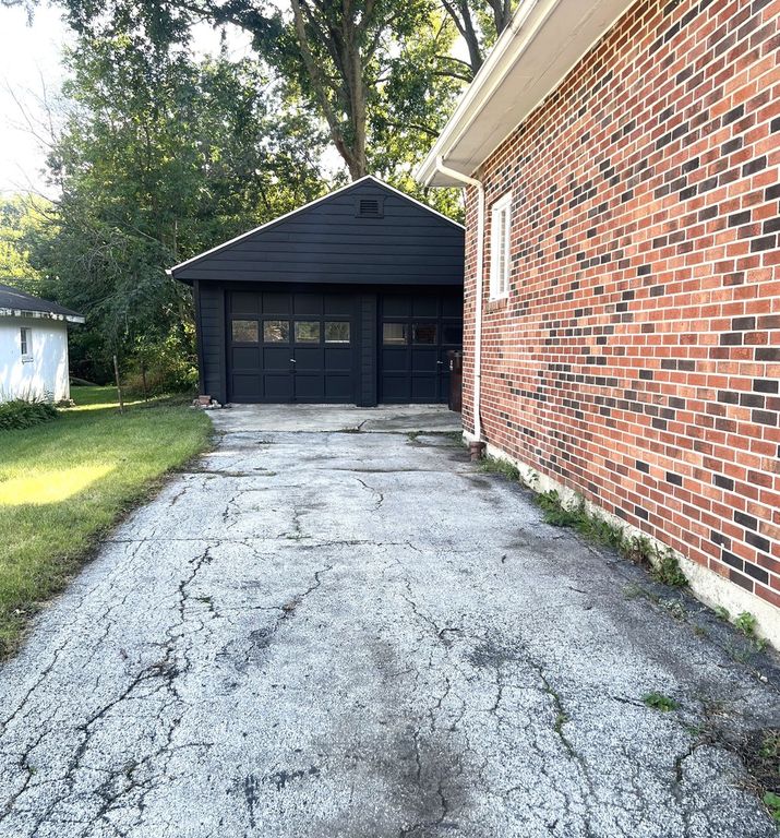 411 Suwanee Street, Park Forest, IL 60466 — photo 5